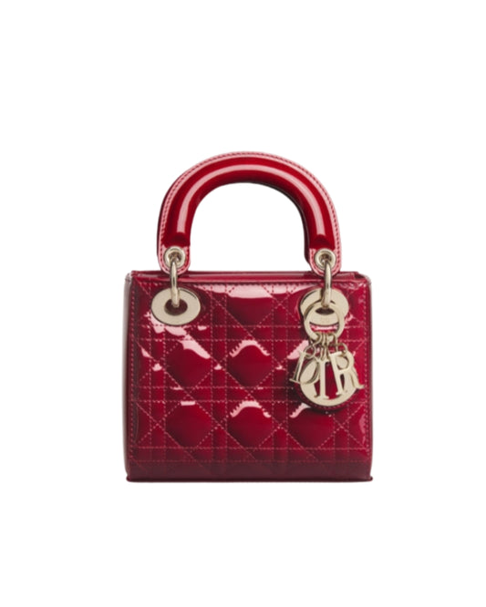 CHRISTIAN DIOR